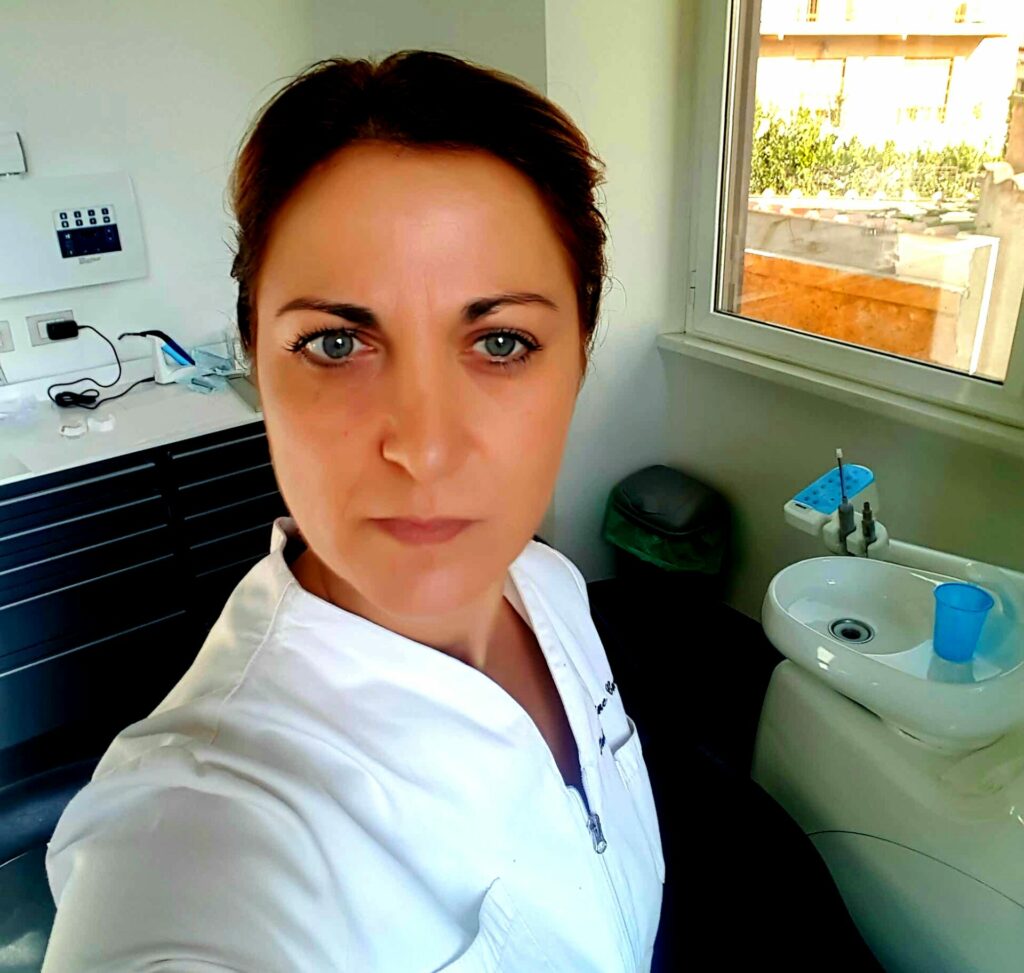 Tindara Assistente studio dentistico Caracciolo Roma